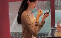 得意的笑广场舞